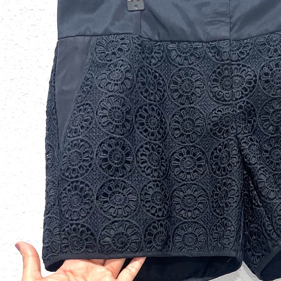 The Limited Blue Bermuda Shorts with Eyelet Detailing 8 - Picture 4 of 8